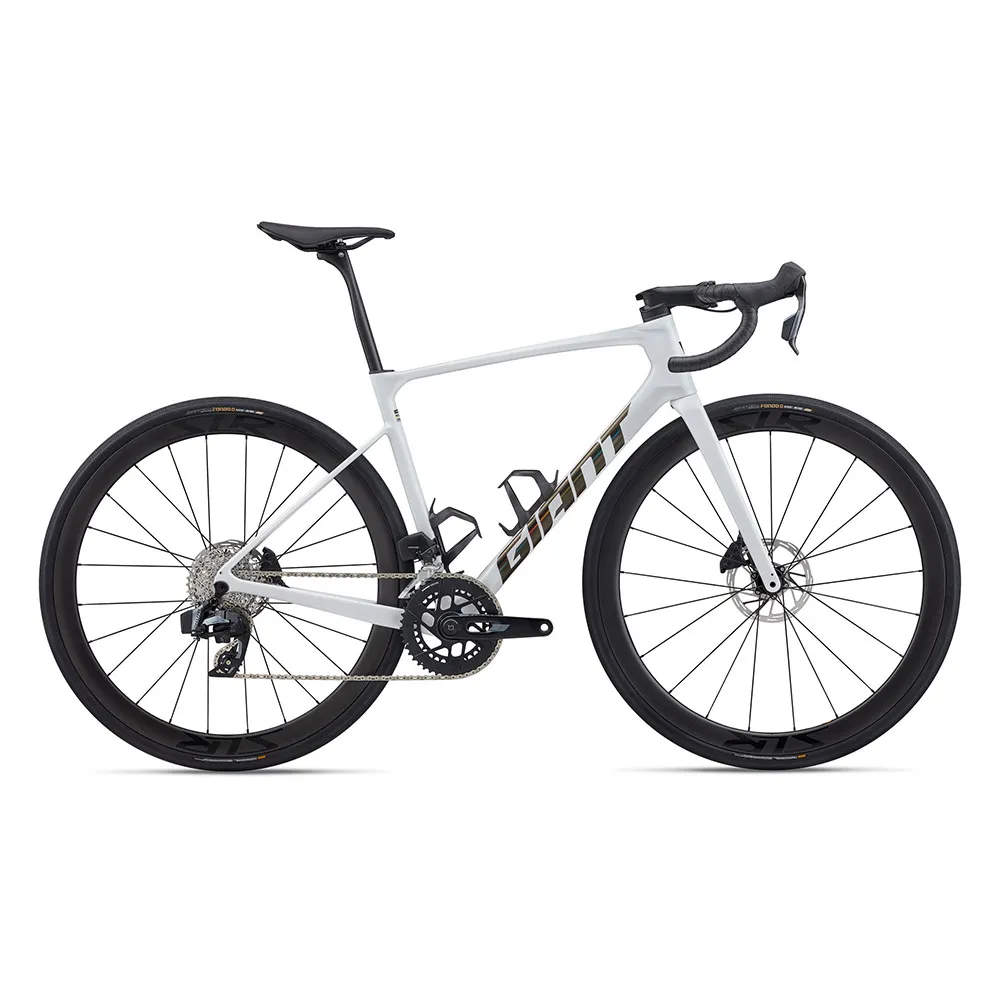Giant Defy Advanced Pro 1 Rival Axs 2025 Landeveissykkel