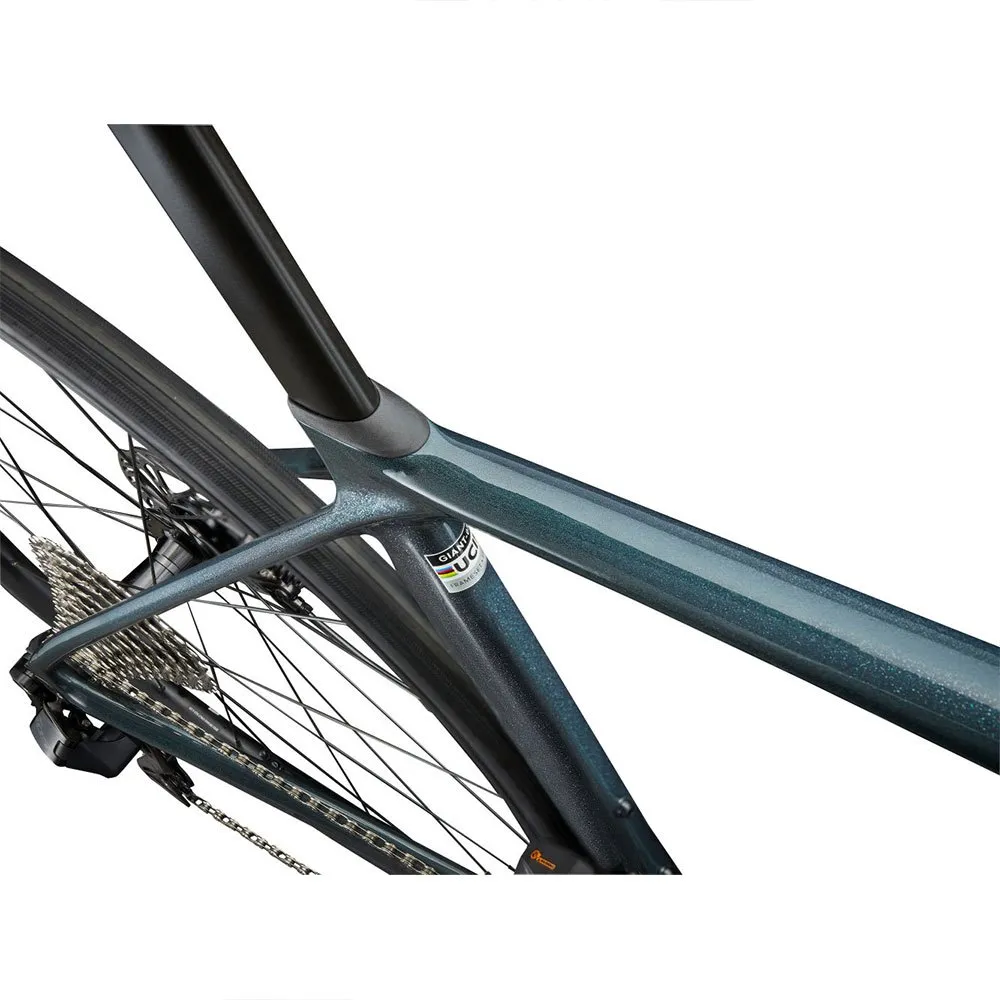 Giant Tcr Advanced 1 Pc 105 Di2 Rd-r8150 2025 Landeveissykkel Giant Tcr Advanced 1 Pc 105 Di2 Rd-r8150 2025 Landeveissykkel