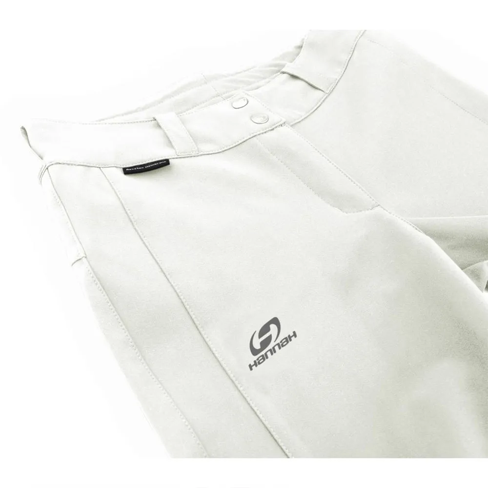 Hannah Ilia Bukser, Bright white Hannah Ilia Bukser, Bright white