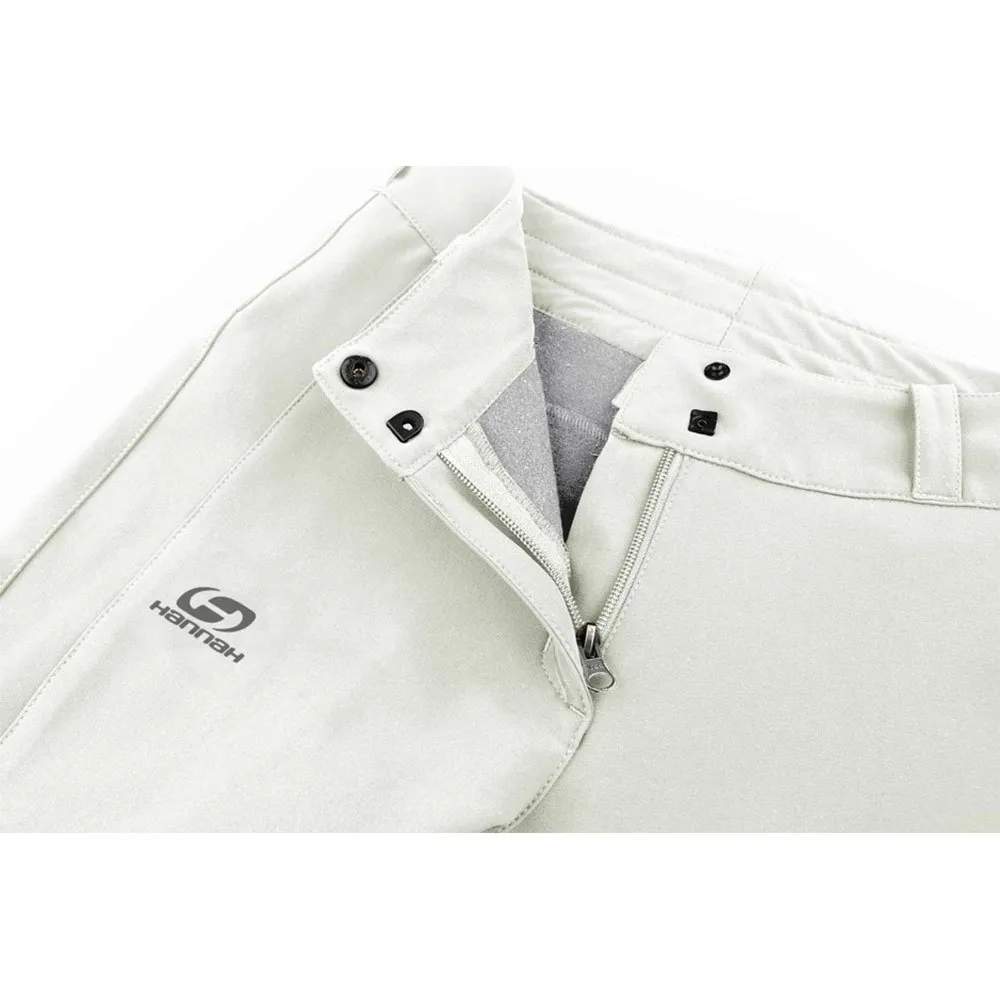 Hannah Ilia Bukser, Bright white Hannah Ilia Bukser, Bright white
