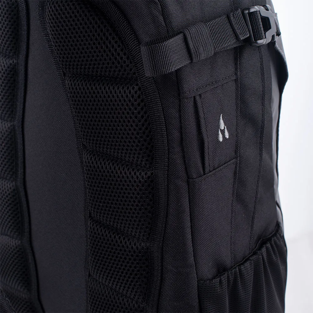 Hi-tec Filin 25l Ryggsekk, Reflective / black Hi-tec Filin 25l Ryggsekk, Reflective / black