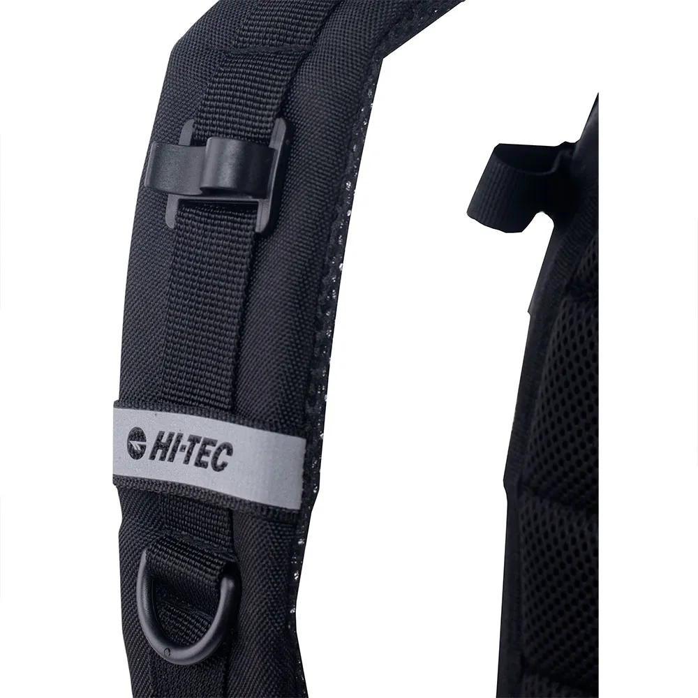 Hi-tec Filin 25l Ryggsekk, Reflective / black Hi-tec Filin 25l Ryggsekk, Reflective / black