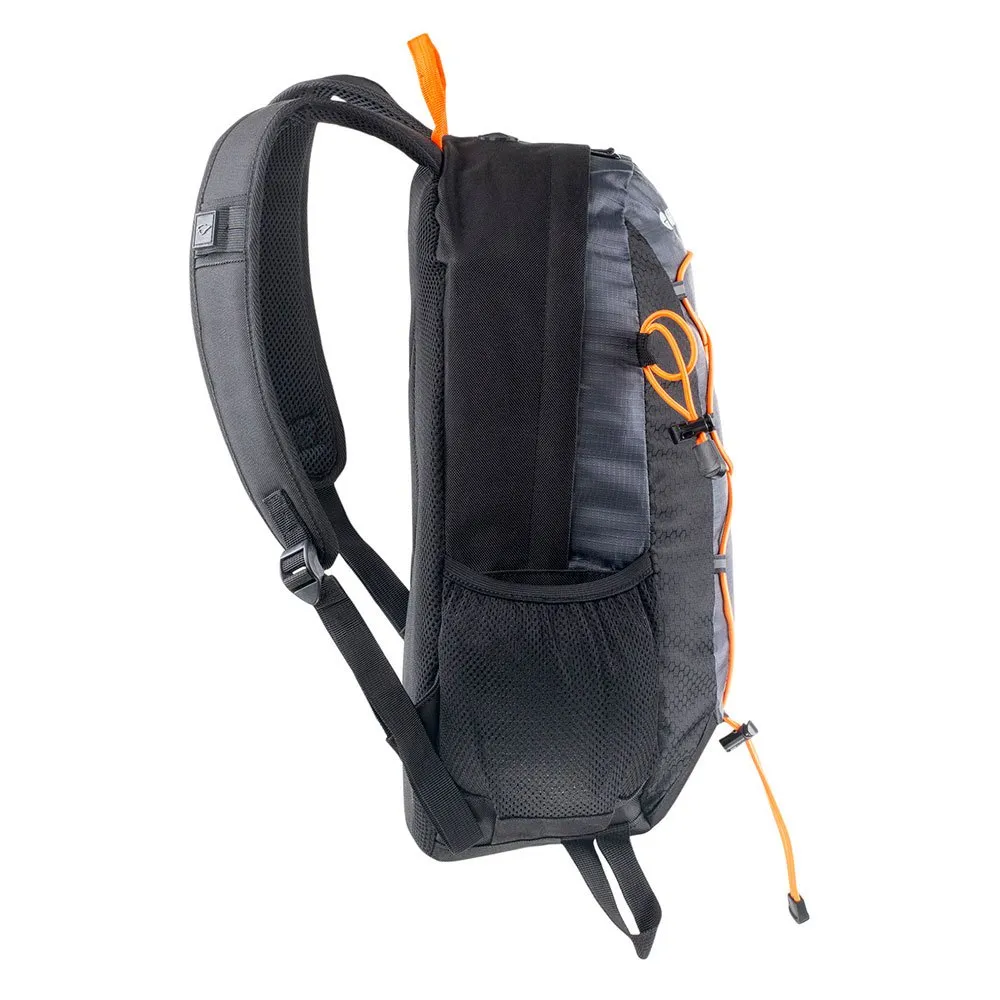Hi-tec Pek 18l Ryggsekk, Iron gate / black / puffin´s bill Hi-tec Pek 18l Ryggsekk, Iron gate / black / puffin´s bill