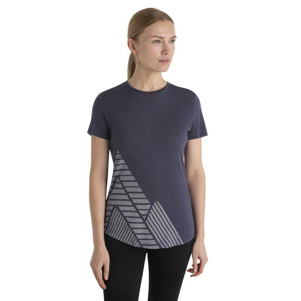 Icebreaker Merino 125 Cool-lite Sphere Iii Peak Quest Kortarmet T-skjorte Icebreaker Merino 125 Cool-lite Sphere Iii Peak Quest Kortarmet T-skjorte
