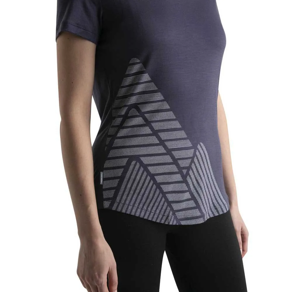 Icebreaker Merino 125 Cool-lite Sphere Iii Peak Quest Kortarmet T-skjorte Icebreaker Merino 125 Cool-lite Sphere Iii Peak Quest Kortarmet T-skjorte