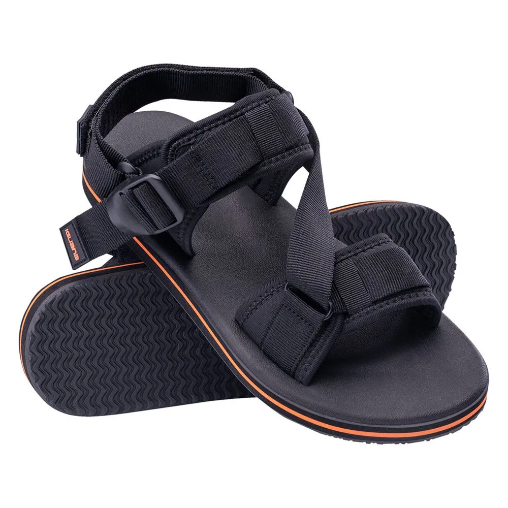 Iguana Ramir Sandaler, Black