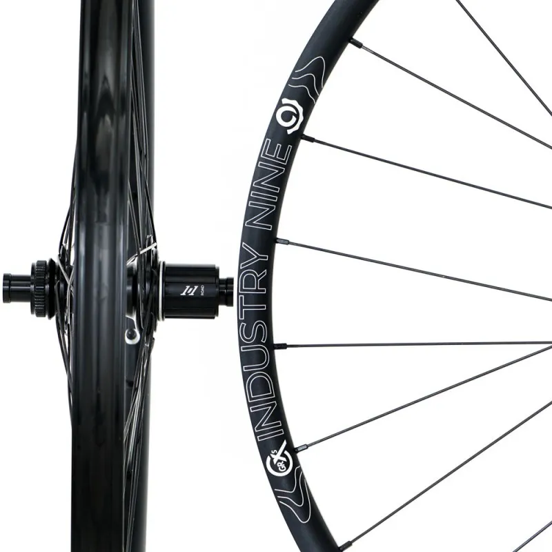 Industry Nine Grcx-s 101 Cl Disc Tubeless Hjulsett For Grussykkel, Black, 12 x 100 / 12 x 142mm, Shimano/Sram HG Industry Nine Grcx-s 101 Cl Disc Tubeless Hjulsett For Grussykkel, Black, 12 x 100 / 12 x 142mm, Shimano/Sram HG