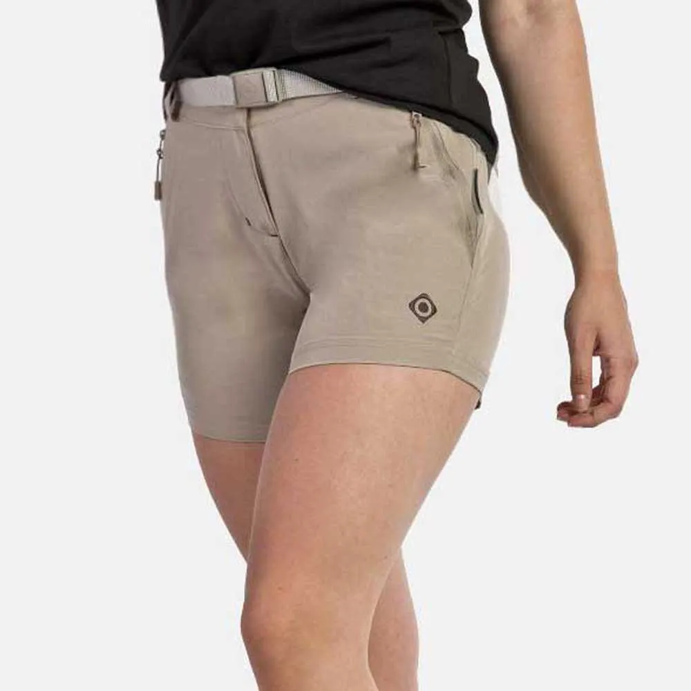 Izas Bielsa Ii Shorts