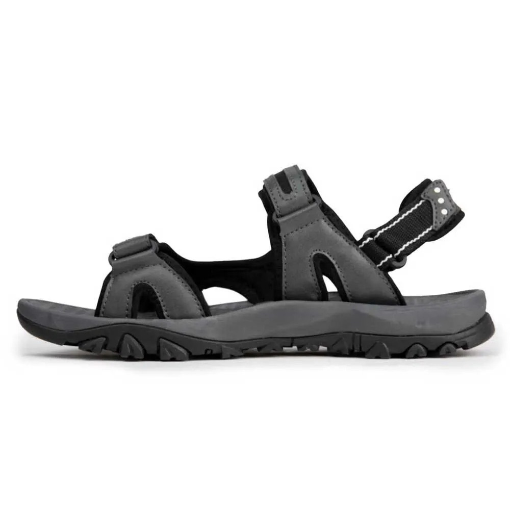 Izas Tundra Sandaler