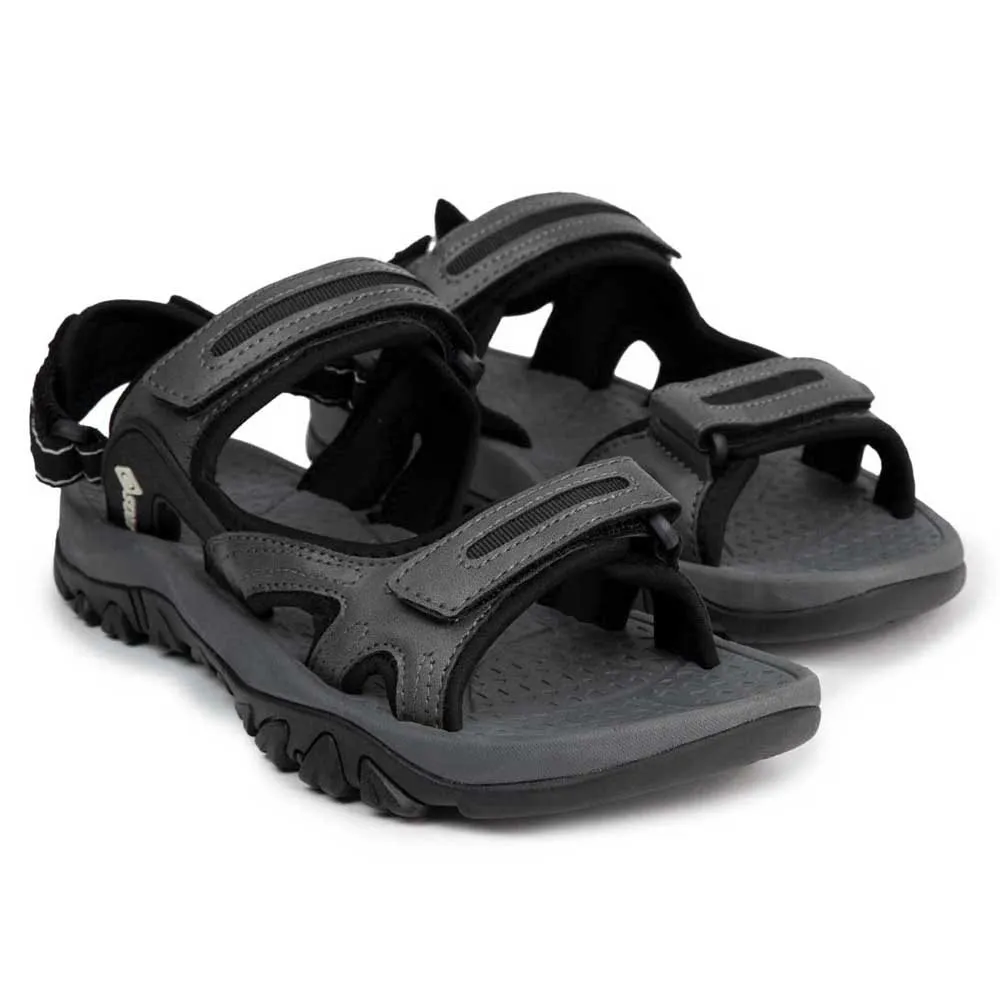 Izas Tundra Sandaler