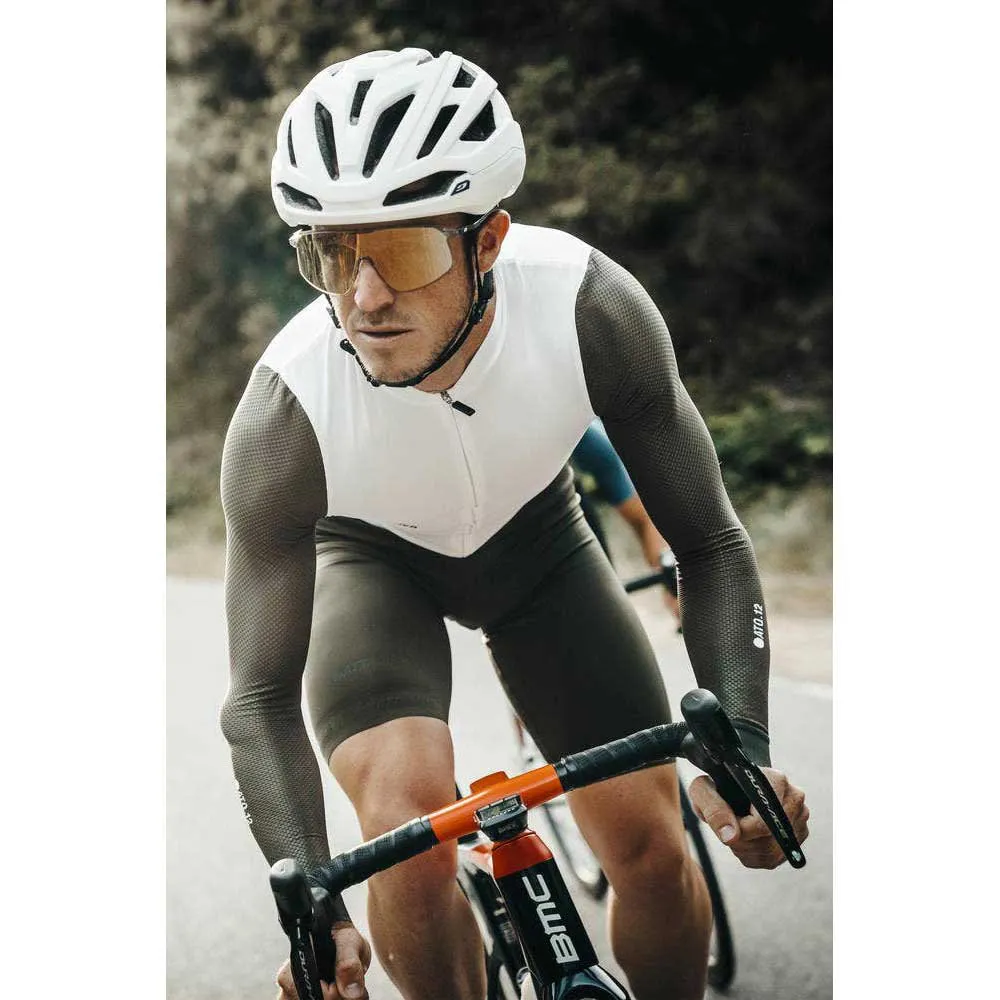Julbo Fast Lane Hjelm, Matte white / pearly shiny white Julbo Fast Lane Hjelm, Matte white / pearly shiny white