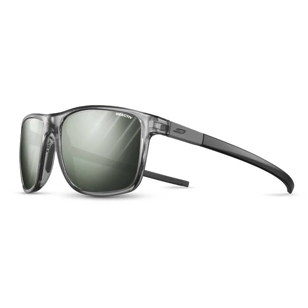 Julbo The Streets Fotokromatiske Polariserte Solbriller Refurbished, Black / grey, Reactiv Glare Control/CAT1-3 Julbo The Streets Fotokromatiske Polariserte Solbriller Refurbished, Black / grey, Reactiv Glare Control/CAT1-3