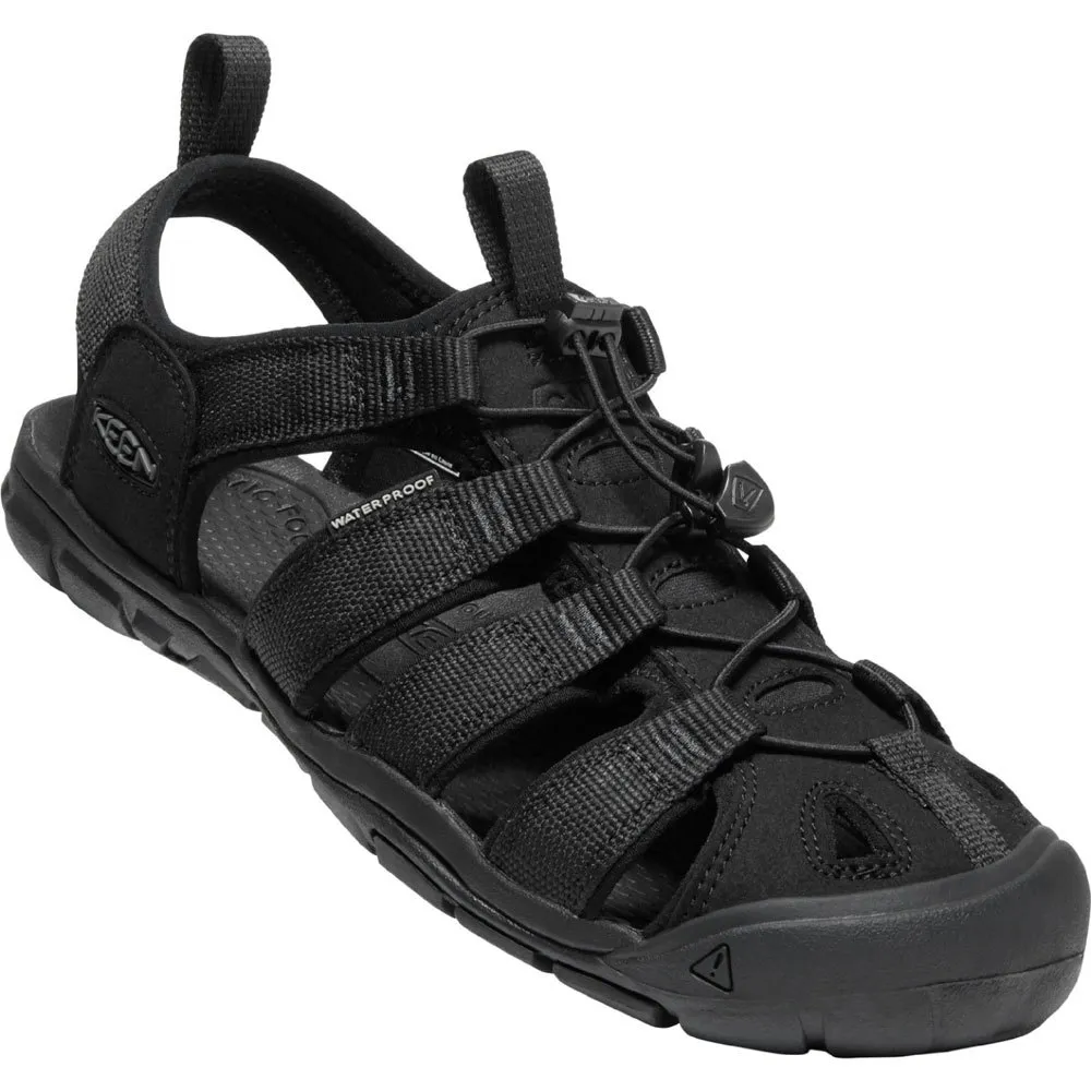 KEEN Clearwater Cnx Sandaler Refurbished, Triple black KEEN Clearwater Cnx Sandaler Refurbished, Triple black