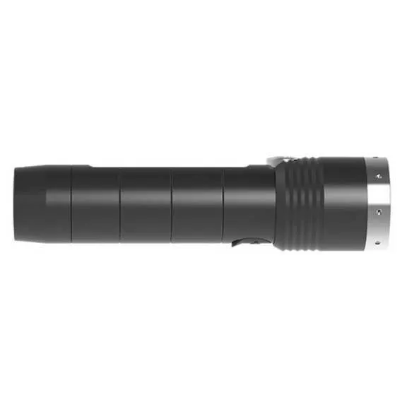 LEDLENSER Mt10 Lommelykt, Black, 1000 Lysstyrker