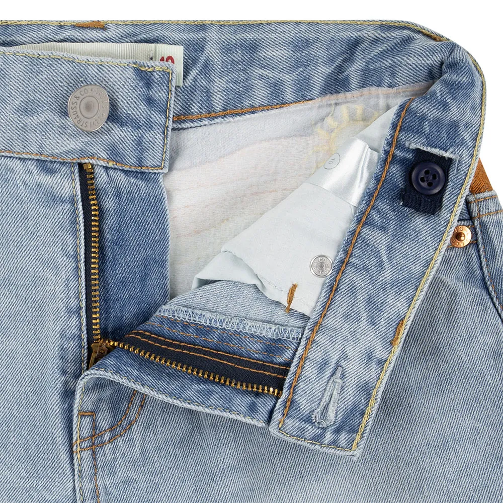 Levi's Mini Mom Embroider Shorts Levi's Mini Mom Embroider Shorts