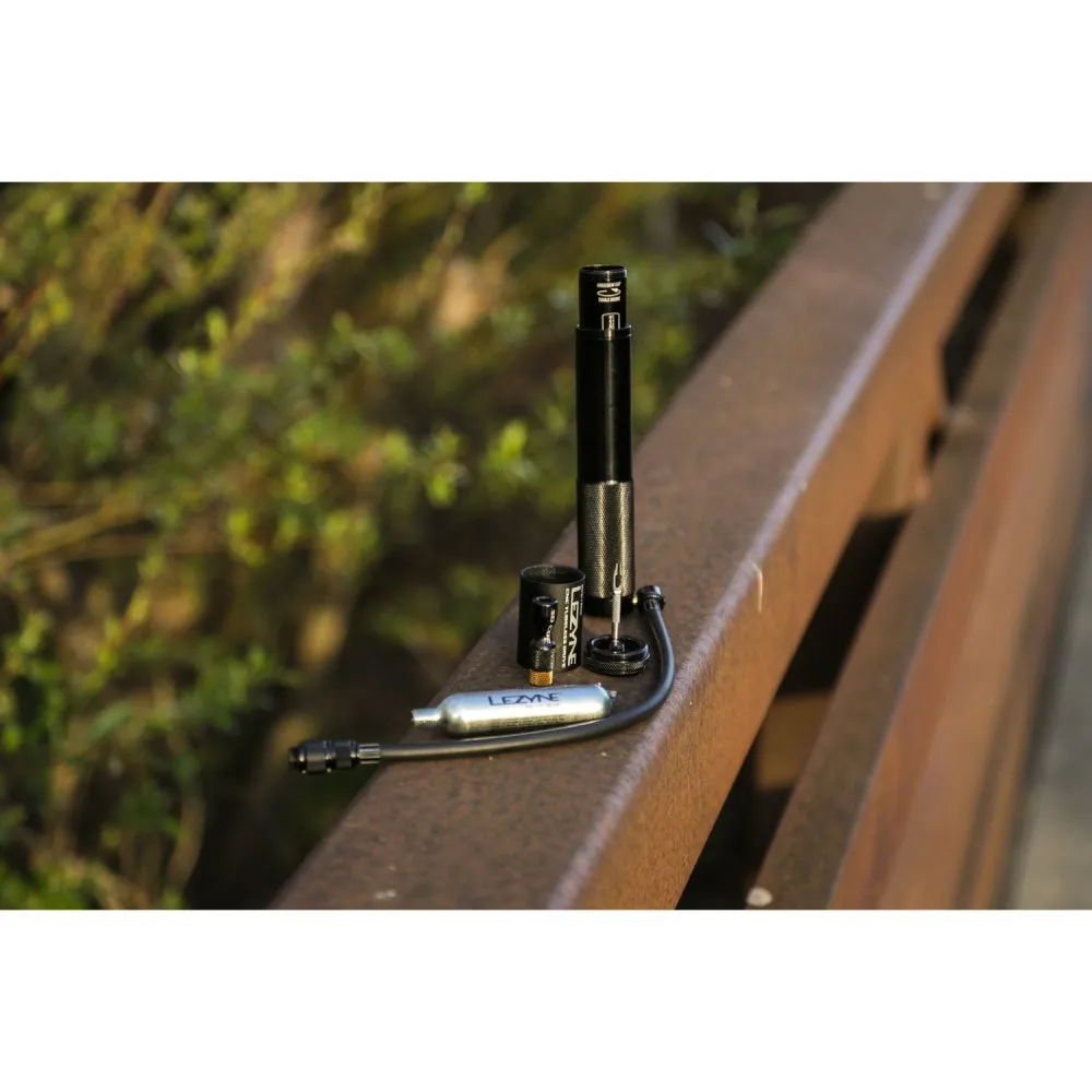 Lezyne CNC Tubeless Drive Håndpumpe, Black, 30psi