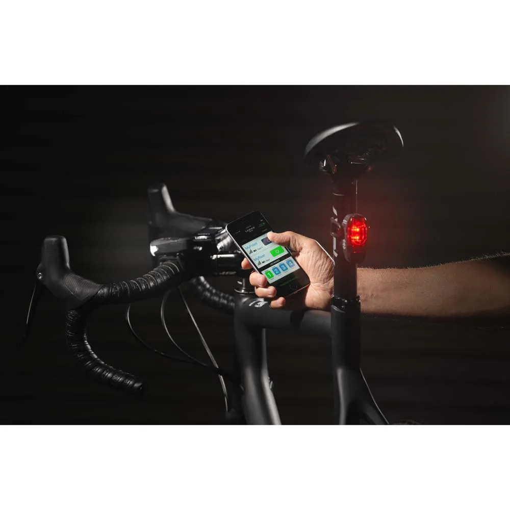Lezyne Connect Drive 1000 Xl / Ktv Smart Drive Sykkellyktesett, Black, 1000 / 75 Lysstyrker Lezyne Connect Drive 1000 Xl / Ktv Smart Drive Sykkellyktesett, Black, 1000 / 75 Lysstyrker