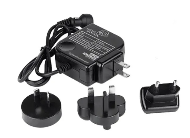 Light & Motion Lader