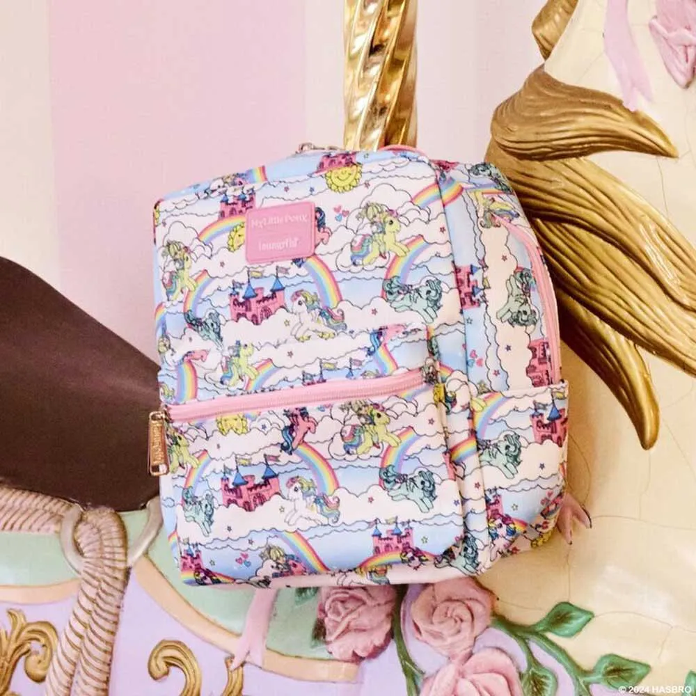 Loungefly Min Lille Ponni Miniryggsekk Med Himmelmotiv, Multicolor Loungefly Min Lille Ponni Miniryggsekk Med Himmelmotiv, Multicolor