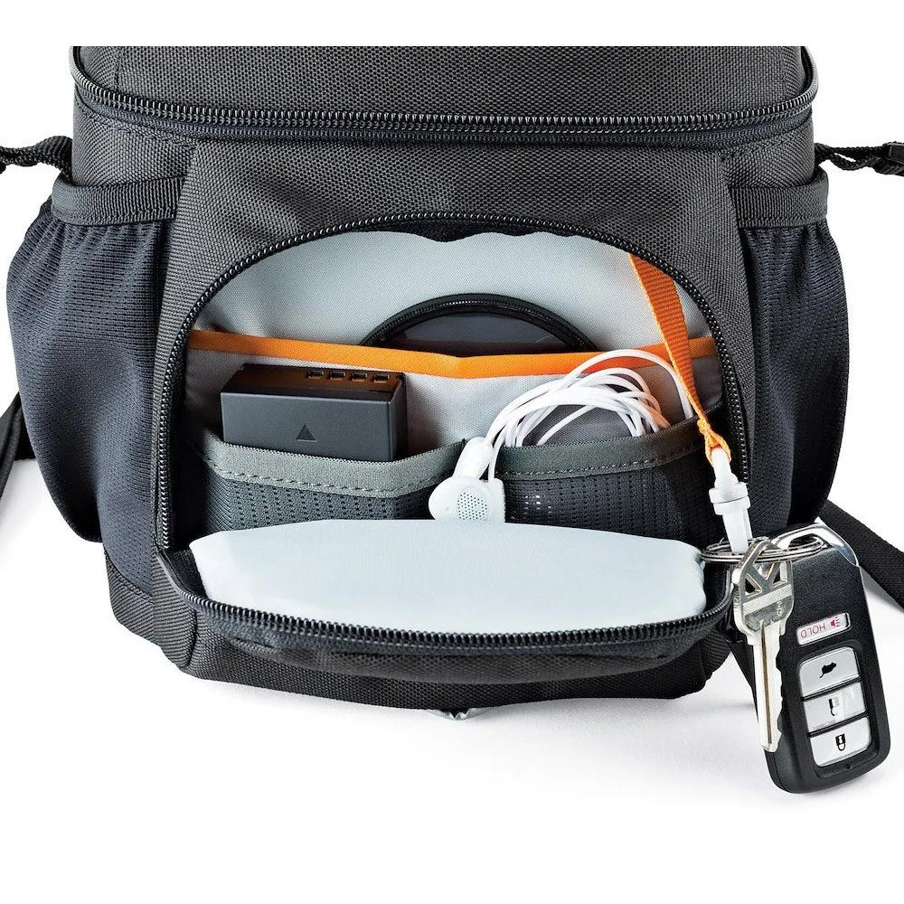 Lowepro Nova 140 Aw Ii Arrangørveske, Black Lowepro Nova 140 Aw Ii Arrangørveske, Black