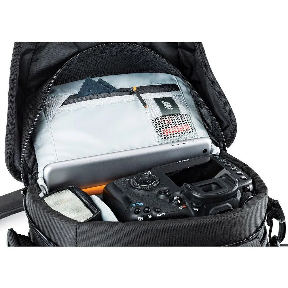 Lowepro Nova 160 Aw Ii Arrangørveske, Black Lowepro Nova 160 Aw Ii Arrangørveske, Black