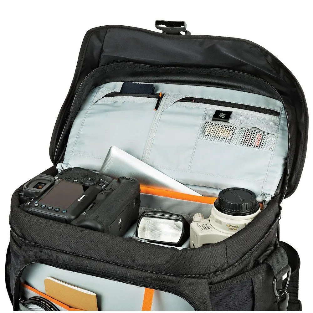 Lowepro Nova 200 Aw Ii Arrangørveske, Black Lowepro Nova 200 Aw Ii Arrangørveske, Black