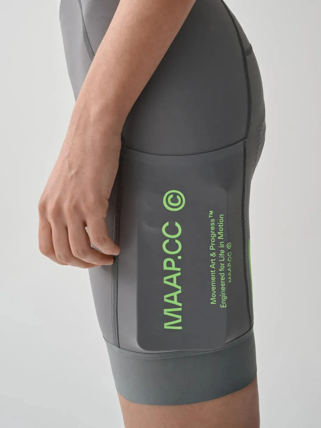 MAAP Blur Team Bib Evo Cargo Women Bib Shorts MAAP Blur Team Bib Evo Cargo Women Bib Shorts