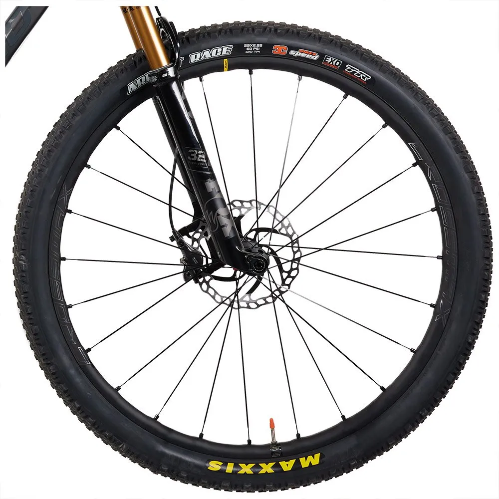 Megamo 29´´ Factory Axs Race 2022 Terrengsykkel, Black, M Megamo 29´´ Factory Axs Race 2022 Terrengsykkel, Black, M