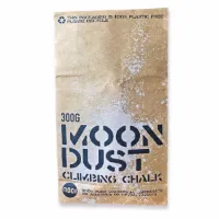Moon Climbing Moon Dust 300g Climbing Chalk Pose med løskalk