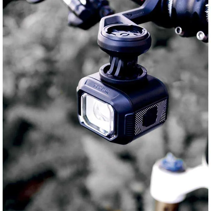 Moon Titan Mini 700 Frontlys, Black, 700 Lysstyrker