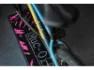 Muc-Off Absorberende Sykkelmatte, Black / pink, 2000 x 400mm