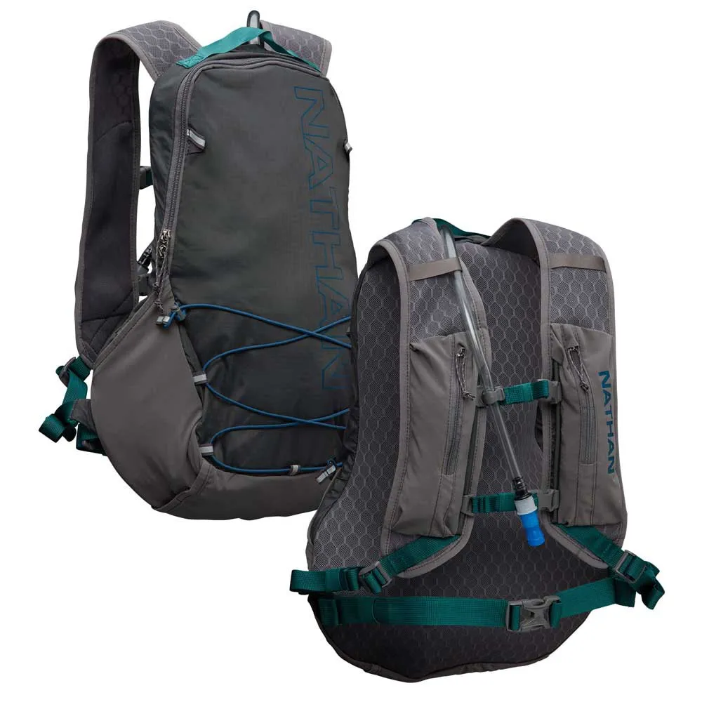 Nathan Crossover Pack 10l Hydreringsvest, Charcoal / marine blue, One Size Nathan Crossover Pack 10l Hydreringsvest, Charcoal / marine blue, One Size