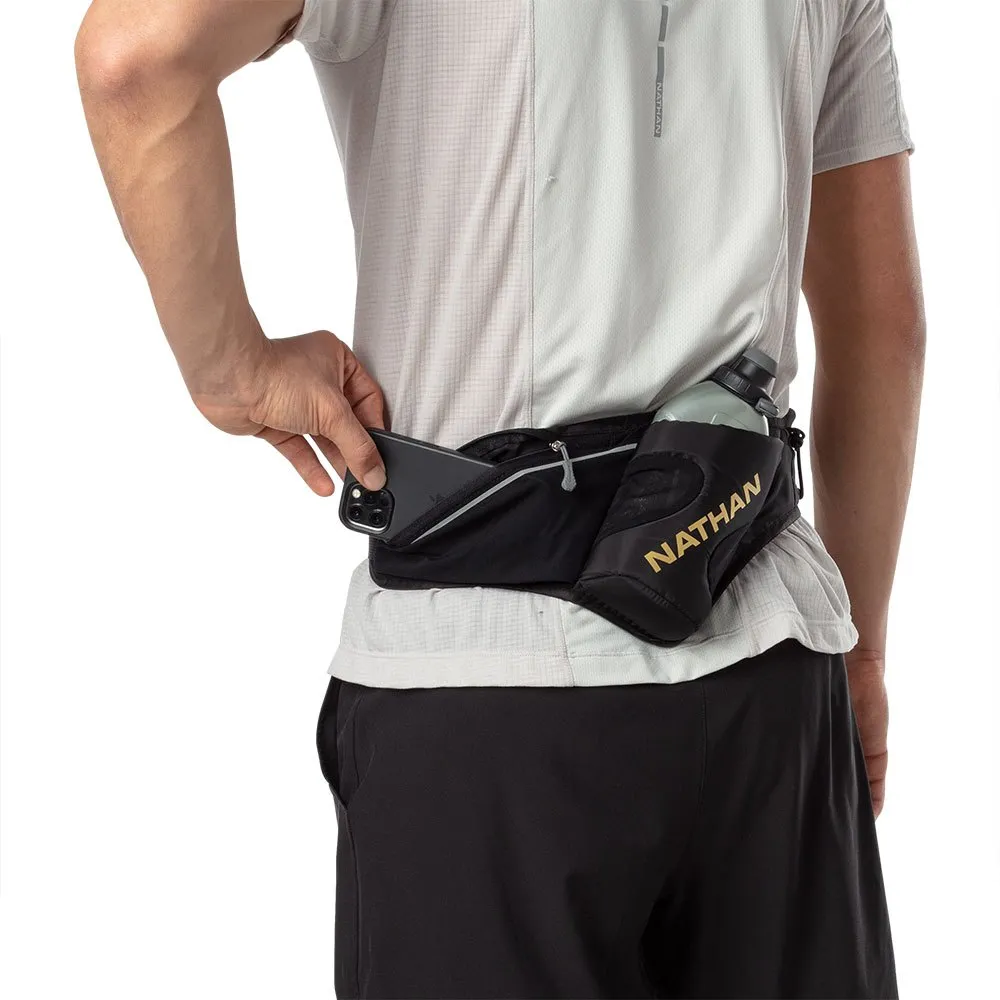 Nathan Peak 535ml Midjeveske, Black / gold