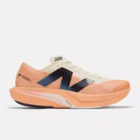 New Balance FuelCell Rebel v4 New Balance FuelCell Rebel v4