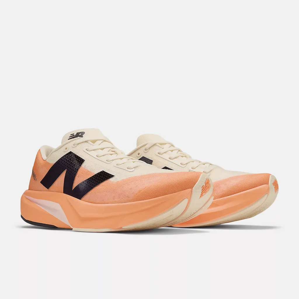 New Balance FuelCell Rebel v4