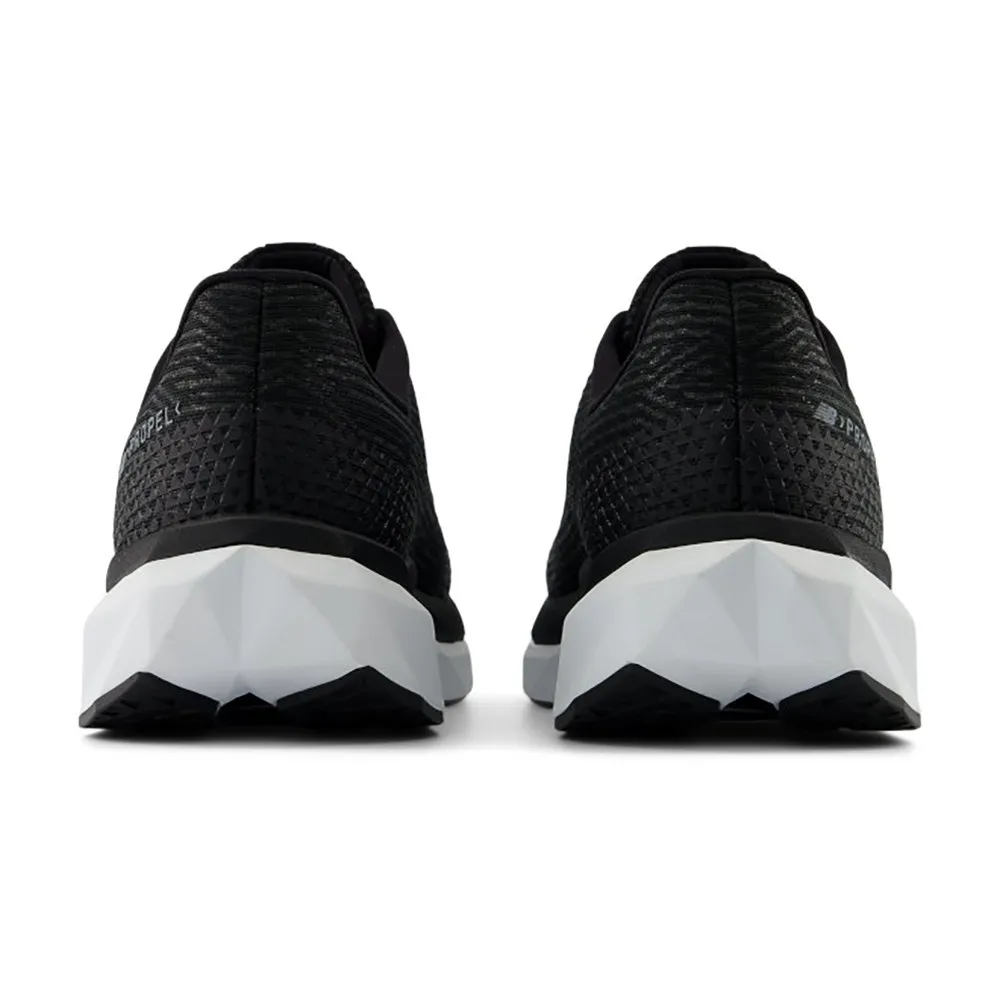 New Balance Men's Fuelcell Propel V5