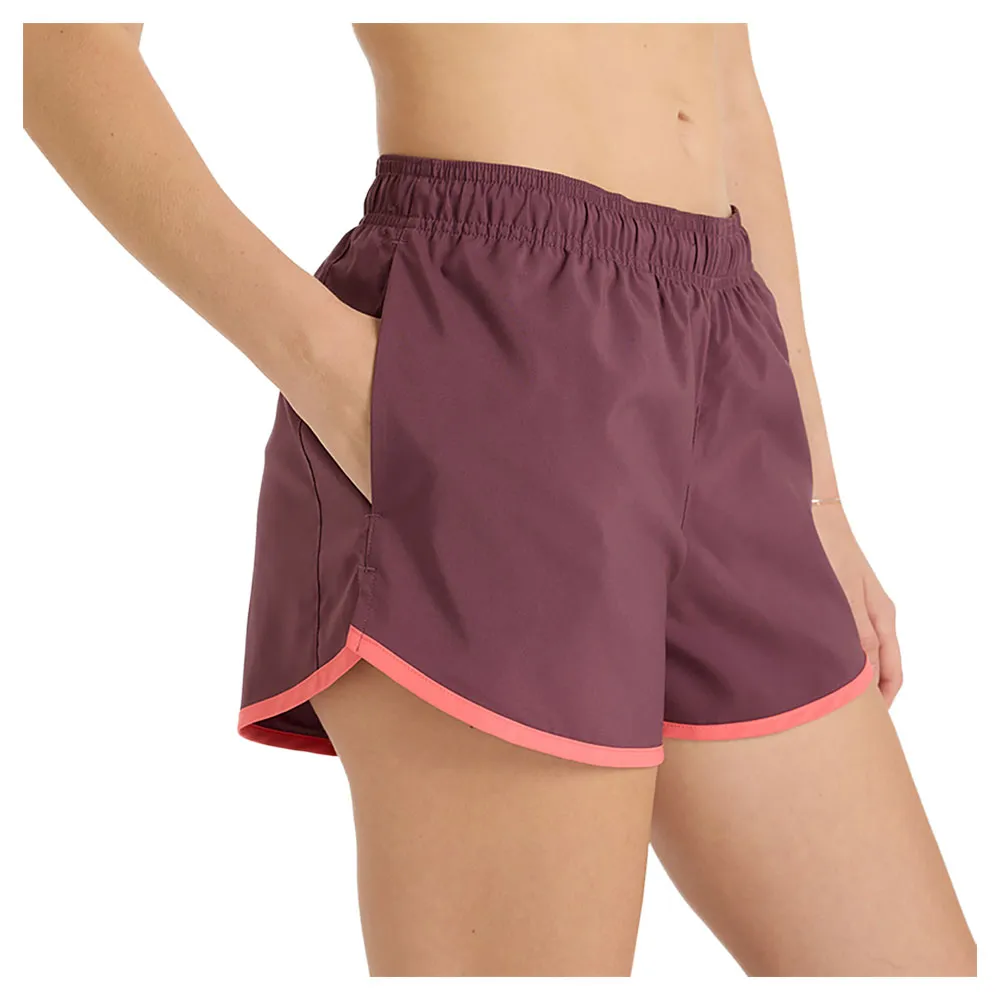 New Balance Sport Essentials 3´´ Shorts female