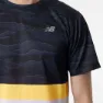 New Balance Striped Accelerate Kortarmet T-skjorte male, Black / orange