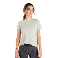 Newwood Arlet Kortarmet T-skjorte female
