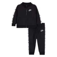 Nike Full Zip With Logo Tap Sett Nike Full Zip With Logo Tap Sett