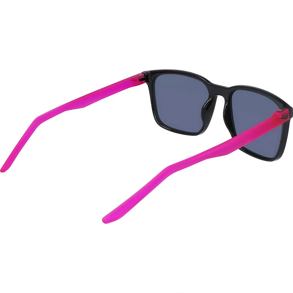 Nike Rave P Fd1849 Polariserte Solbriller, Black, Polarized Silver Mirror/CAT3 Nike Rave P Fd1849 Polariserte Solbriller, Black, Polarized Silver Mirror/CAT3