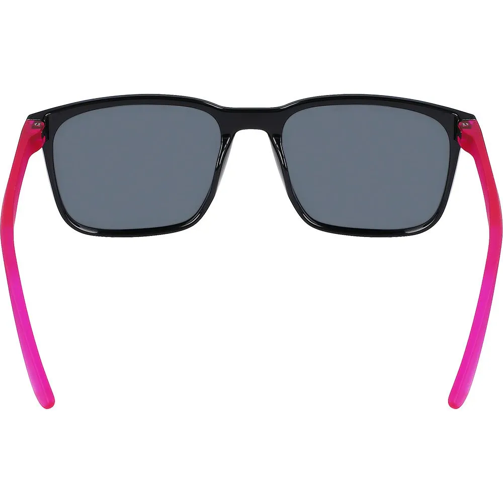 Nike Rave P Fd1849 Polariserte Solbriller, Black, Polarized Silver Mirror/CAT3 Nike Rave P Fd1849 Polariserte Solbriller, Black, Polarized Silver Mirror/CAT3
