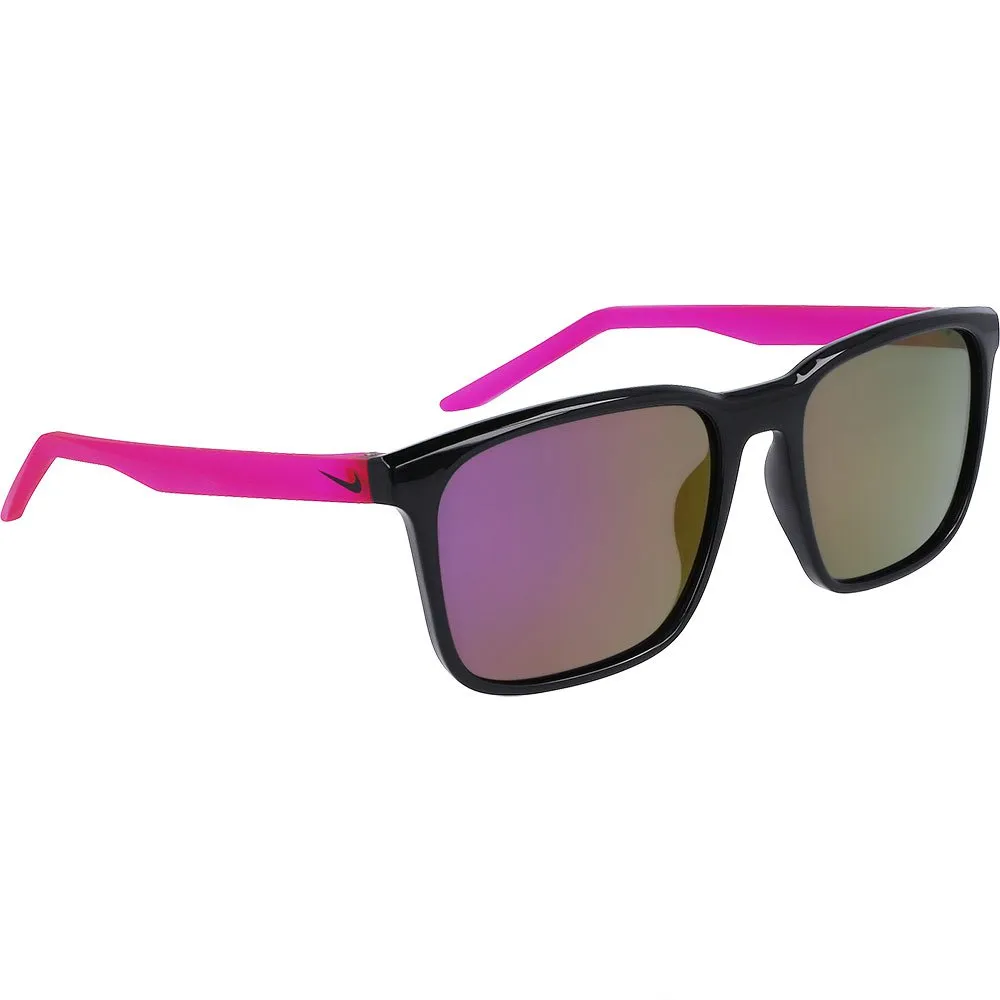 Nike Rave P Fd1849 Polariserte Solbriller, Black, Polarized Silver Mirror/CAT3 Nike Rave P Fd1849 Polariserte Solbriller, Black, Polarized Silver Mirror/CAT3