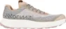 Beige/grey