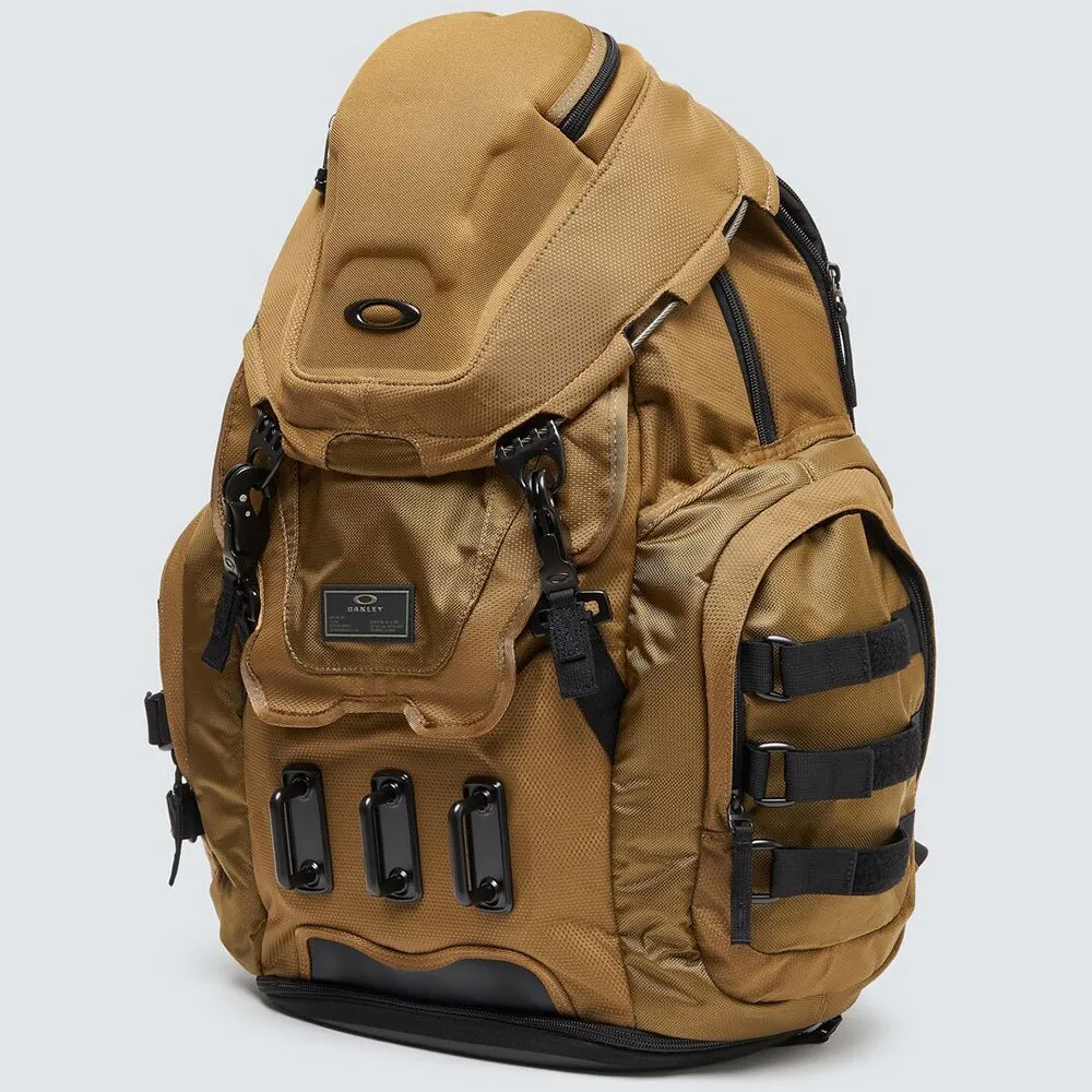Oakley Kitchen Sink Sekk 34l, Total coyote