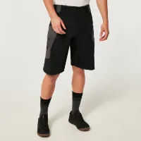 Oakley Maven MTB Cargo Shorts Oakley Maven MTB Cargo Shorts