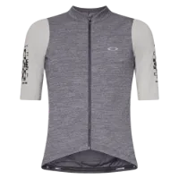 Oakley Off Grid 2.0 Sykkeltrøye Oakley Off Grid 2.0 Sykkeltrøye