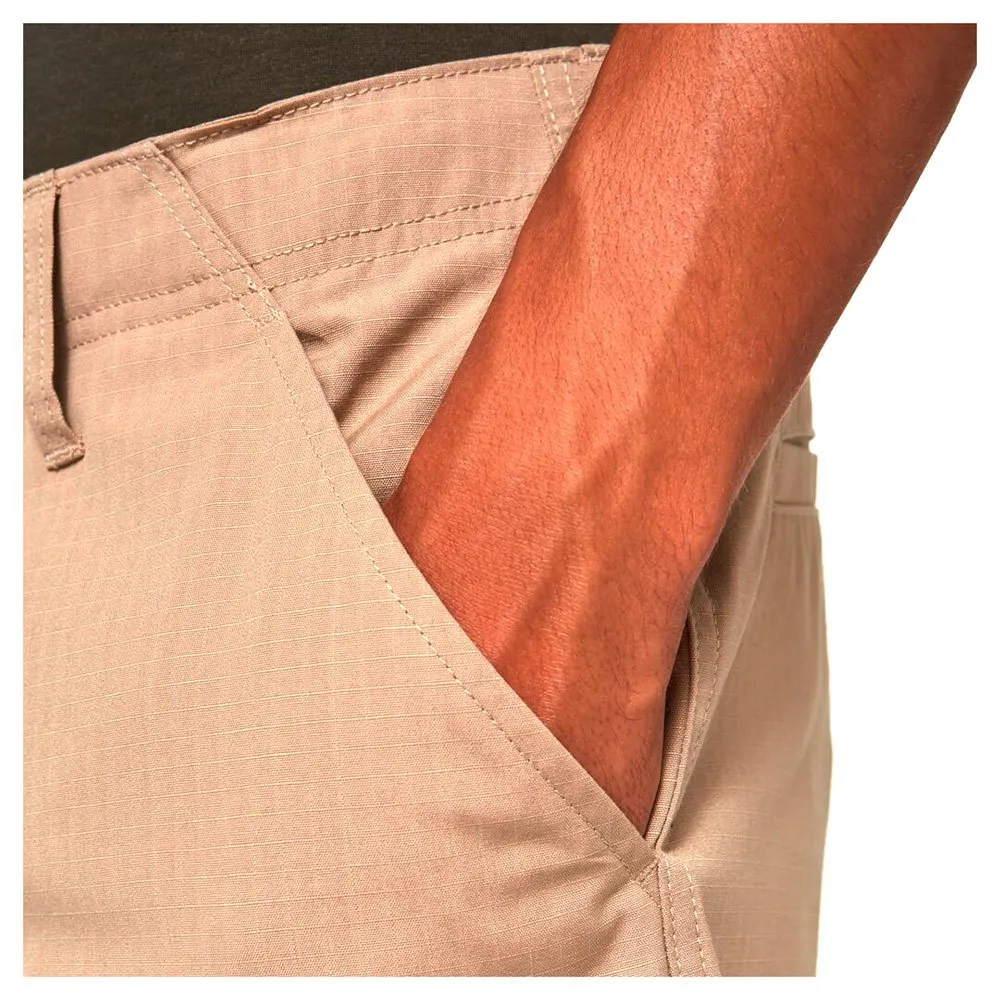 Oakley Utilitarian Cargo 2.0 Shorts, Rye