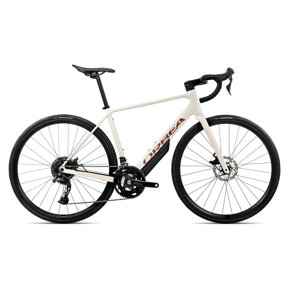 Orbea Avant H50 Cues U6020 Sgs Shadow 2026 Landeveissykkel, Ivory white / bronze gloss Orbea Avant H50 Cues U6020 Sgs Shadow 2026 Landeveissykkel, Ivory white / bronze gloss