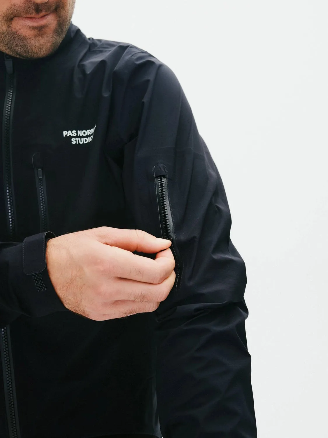 Pas Normal Studios TKO Essential Shield Jacket AW24 Pas Normal Studios TKO Essential Shield Jacket AW24